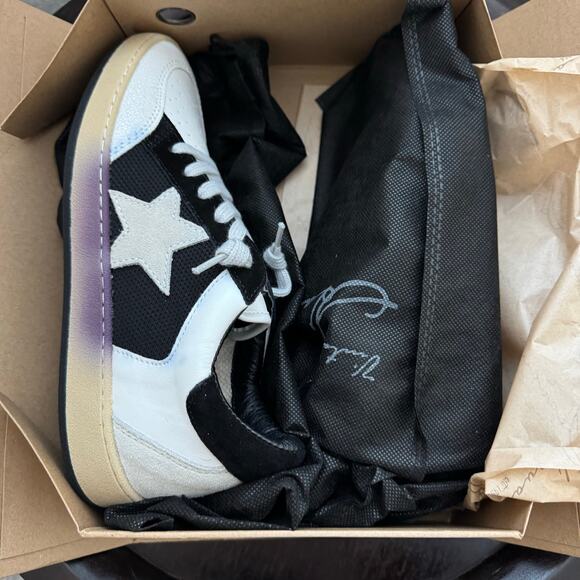 NEW Vintage Havana Gigi Leather Sneakers Tennis Shoes White/Black Star Size 7.5 - Picture 4 of 5